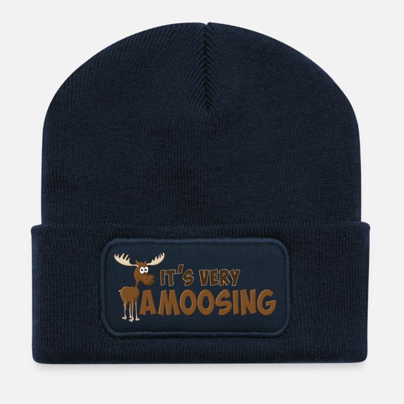 « C’est très Amoosing » L’orignal heureux. - Beanie recyclé à patch - bleu marine