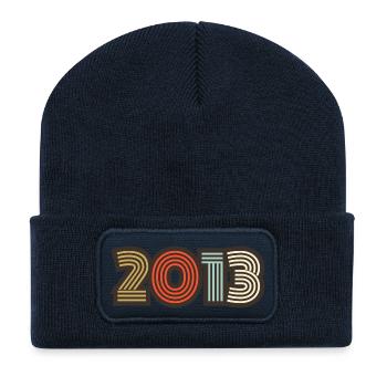 2013 rétro vintage - Beanie recyclé à patch - bleu marine - Devant