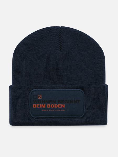 WOHNEN BEGINNT BEIM BODEN — (Boden) - Recycelte Patch Beanie - French Navy