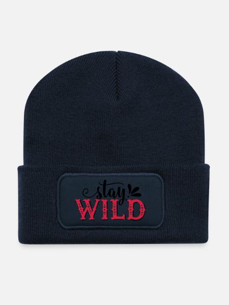 Stay Wild - Beanie recyclé à patch - bleu marine