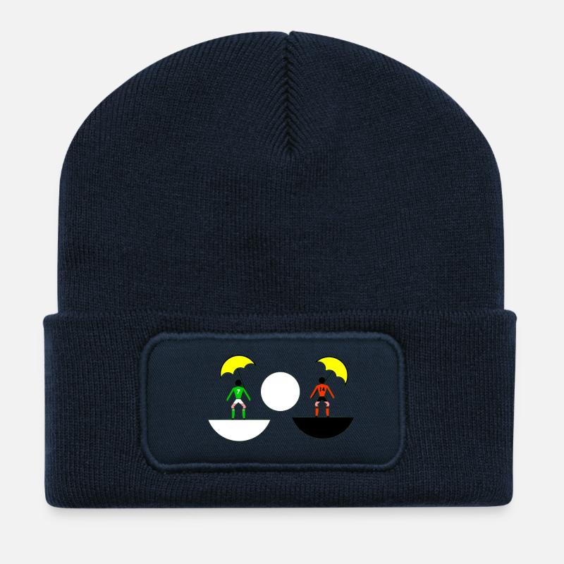 Neon-Regenschirm-Duell in geteilten Hälften - Recycelte Patch Beanie - French Navy