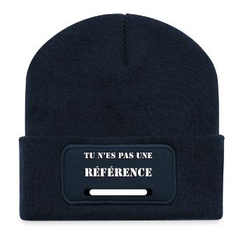 DU BIST KEINE REFERENZ. - Recycelte Patch Beanie - French Navy - Vorne