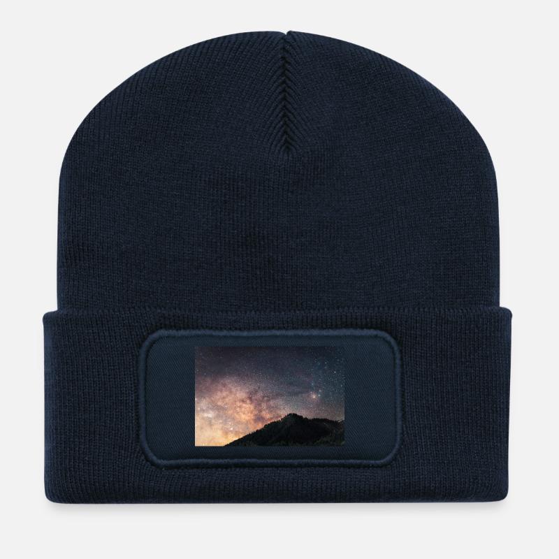 Nahaufnahme der Milchstraße im Agrafa-Gebirge - Recycelte Patch Beanie - French Navy