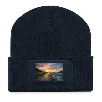 Sonnenuntergang auf dem Küstenweg - Recycelte Patch Beanie - French Navy - Vorne