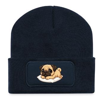 Süßer Mops liegt entspannt Cartoon - Recycelte Patch Beanie - French Navy - Vorne