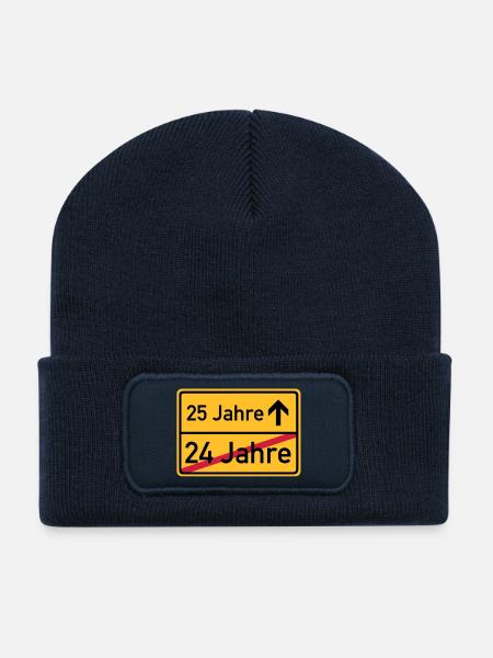 ortsschild_25__jahre__f3 - Recycelte Patch Beanie - French Navy