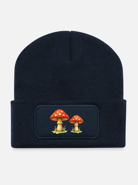 Rote Fliegenpilze im Gras - Recycelte Patch Beanie - French Navy