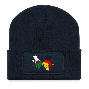 Wales_Deutschland_Flagge_Haendehalten_used - Recycelte Patch Beanie - French Navy - Vorne