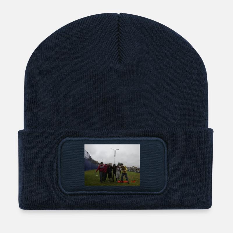Amis de groupe en plein air - Beanie recyclé à patch - bleu marine