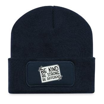 Be Kind Be Strong Be Different Spruch Logo Text - Recycelte Patch Beanie - French Navy - Vorne