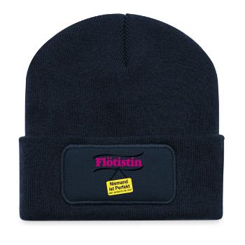 Flötistin Pink – Niemand ist Perfekt - Recycelte Patch Beanie - French Navy - Vorne
