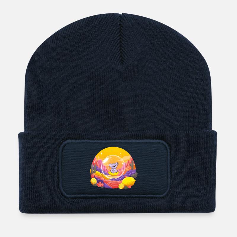 Koala im Glaskugel-Wunderland - Recycelte Patch Beanie - French Navy