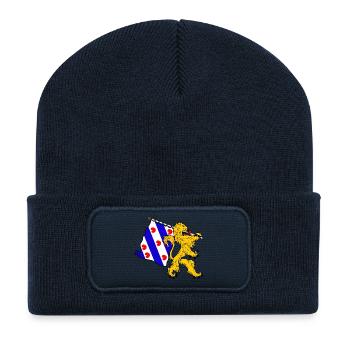 Löwe mit Friesevlag - Recycelte Patch Beanie - French Navy - Vorne