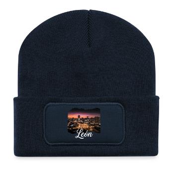 León Stadt bei Nacht - Recycelte Patch Beanie - French Navy - Vorne