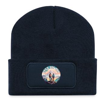 Nichts wie raus mit der Familie in die Natur - Recycelte Patch Beanie - French Navy - Vorne