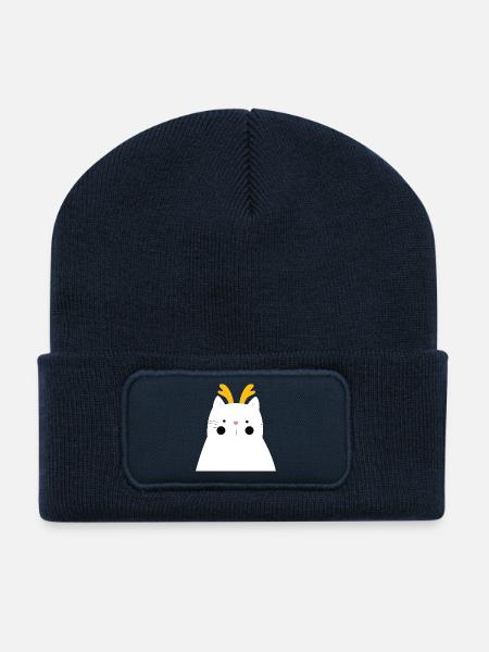 Weiße Katze mit goldenem Geweih - Recycelte Patch Beanie - French Navy