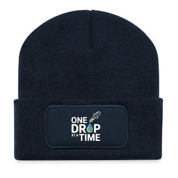 Homeopathie : une goutte à la fois Équipement professionnel - Beanie recyclé à patch - bleu marine - Devant