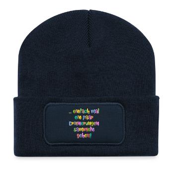 Lebensmotto Erinnerungen Sammeln - Recycelte Patch Beanie - French Navy - Vorne