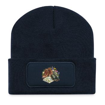 Wanderpfad Boots und Flora - Recycelte Patch Beanie - French Navy - Vorne