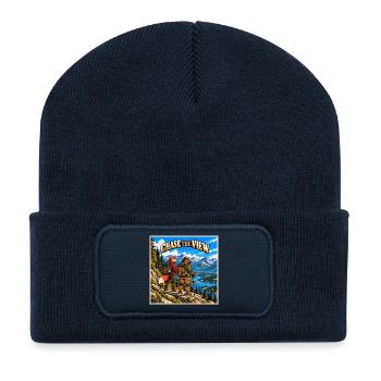 Fuchs und Wildschwein auf einer Wanderung – Wildes Abenteuer - Recycelte Patch Beanie - French Navy - Vorne