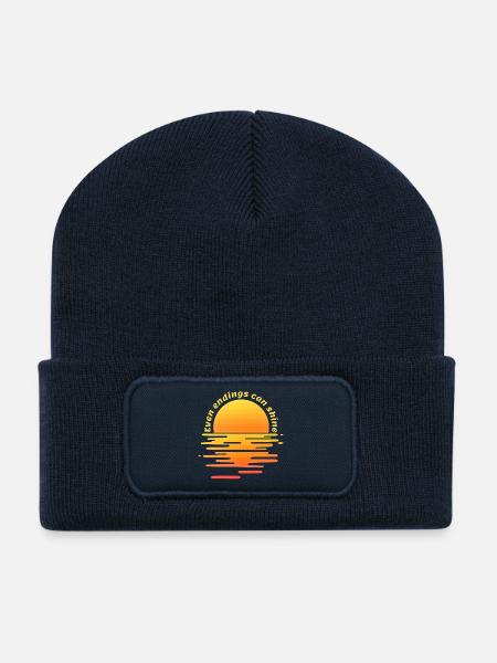 Sonnenuntergang - Même les fins peuvent briller - Beanie recyclé à patch - bleu marine