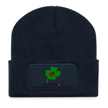 Trèfle avec coccinelle - Beanie recyclé à patch - bleu marine - Devant
