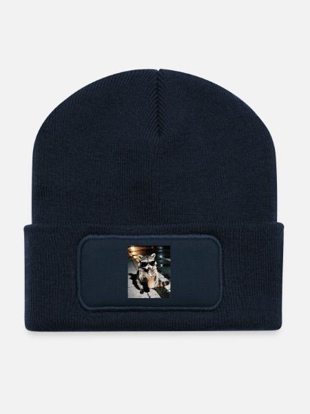 Waschbär trink Eiskaffee, Lustiges Waschbär Foto - Recycelte Patch Beanie - French Navy