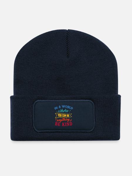 In A World Where You Can Be Anything Be Kind Art - Recycelte Patch Beanie - French Navy