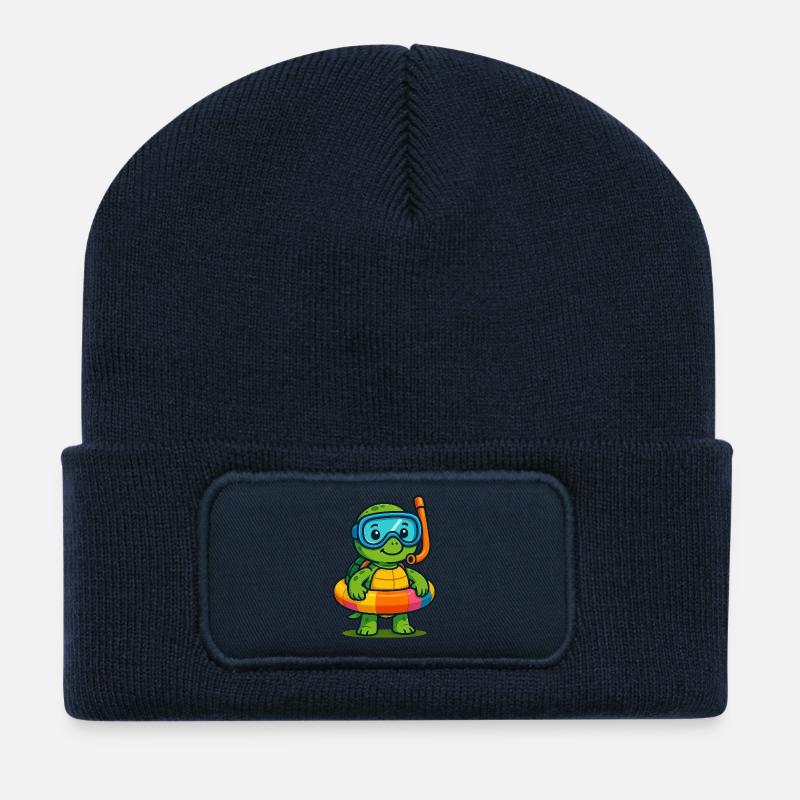Verspielte Schildkröte in Schnorchelausrüstung - Recycelte Patch Beanie - French Navy