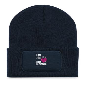 Diese Frau liebt ihren Klemptner - Recycelte Patch Beanie - French Navy - Vorne