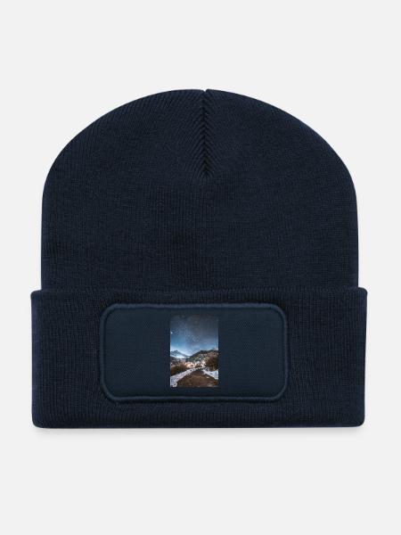 Die Nacht SKy über den Agrafa-Bergen - Recycelte Patch Beanie - French Navy
