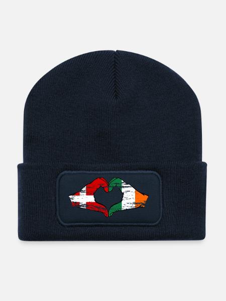 Dänemark Irland Herzform mit Hände used - Recycelte Patch Beanie - French Navy