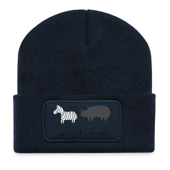 So Wild wie wir (Nashorn & Zebra) - Recycelte Patch Beanie - French Navy - Vorne
