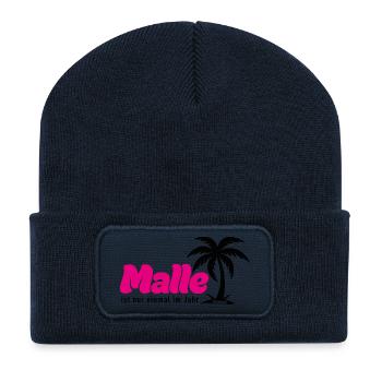 Malle ist nur einmal im Jahr 2026 - pink - Recycelte Patch Beanie - French Navy - Vorne
