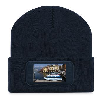 Malcesine sur le lac de Garde - Beanie recyclé à patch - bleu marine - Devant