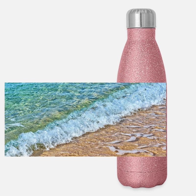 Des vagues cristallines sur une plage de sable doré Gourde isotherme panoramique pailletée 500 ml