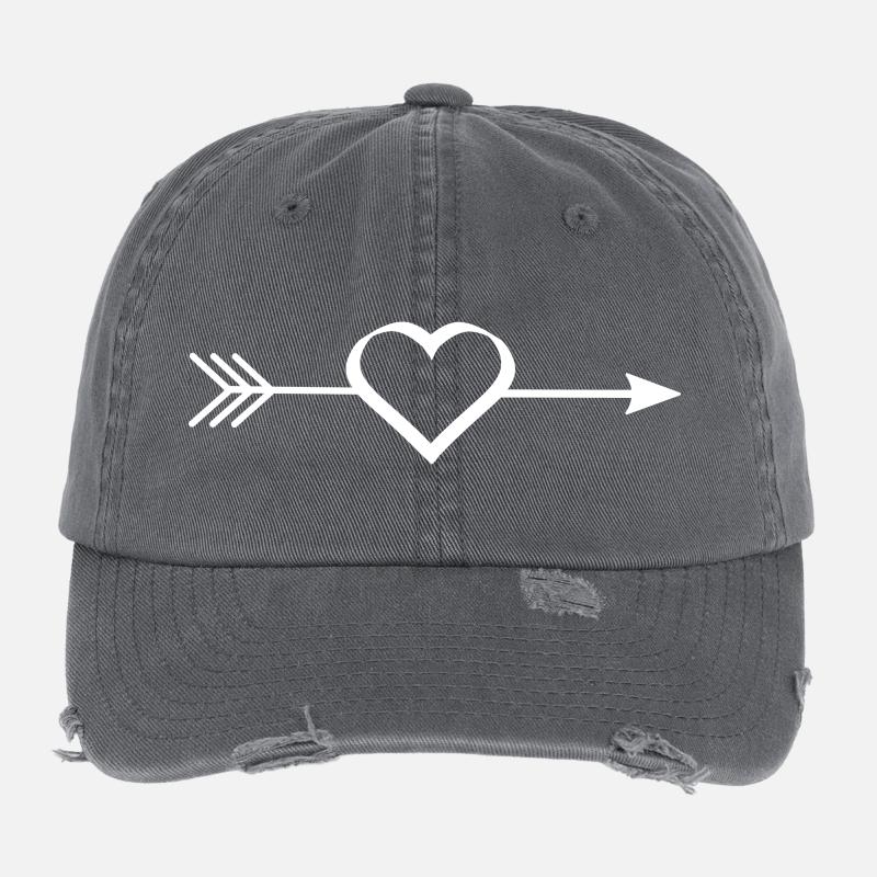 Cœur blanc blanc avec flèche Casquette vintage effet usé Flexfit