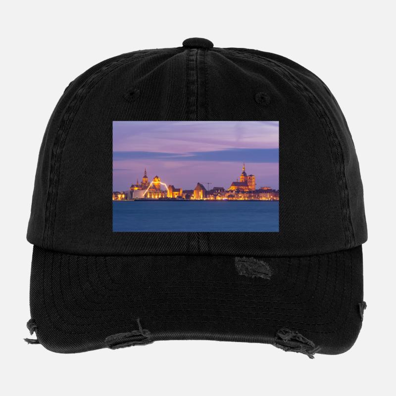 Stralsund in the evening Flexfit Vintage Destroyed Cap