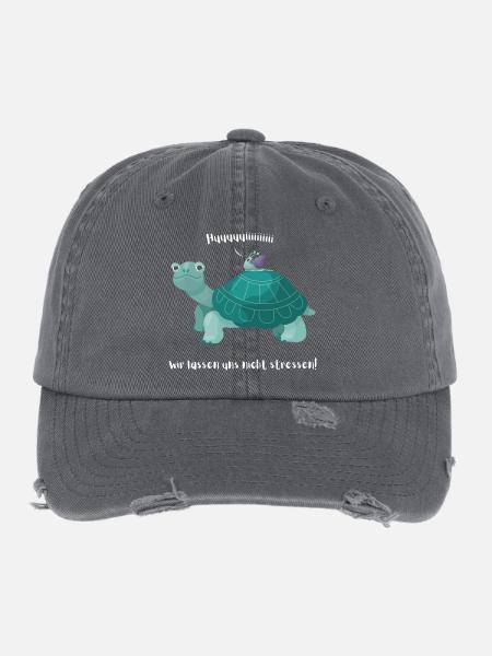 Schnecke reitet auf Schildkröte - huuiii Trantüte - Flexfit Vintage Destroyed Cap - Dunkelgrau - Vorne