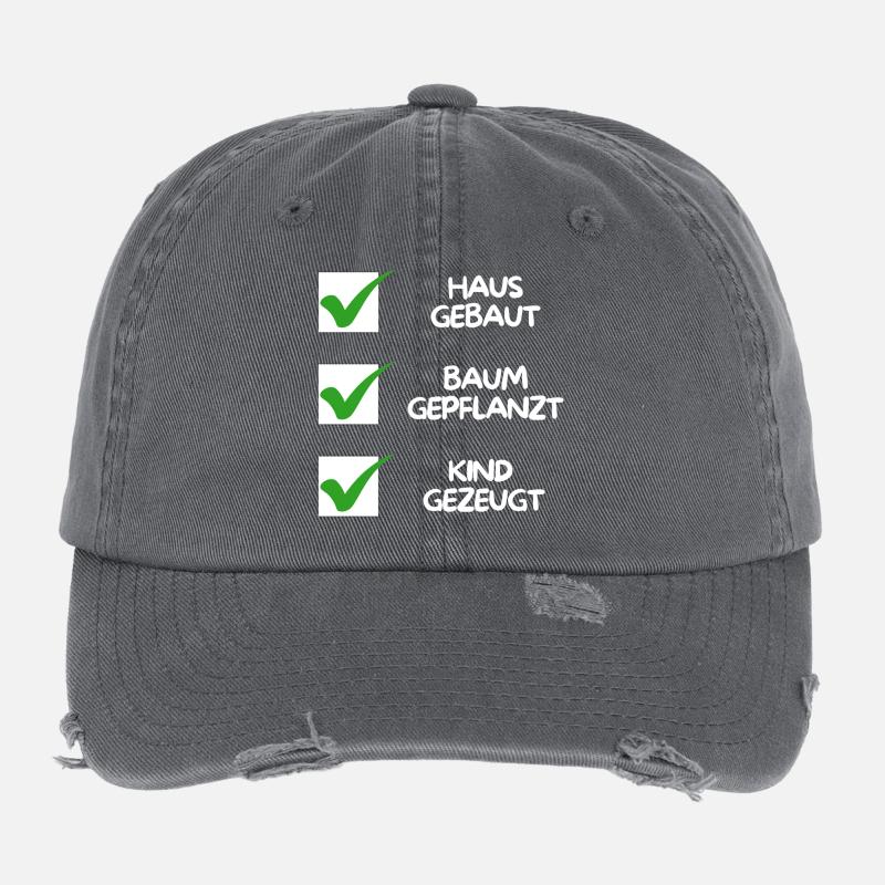 Haus gebaut, Baum gepflanzt, Kind gezeugt (weiß) Flexfit Vintage Destroyed Cap