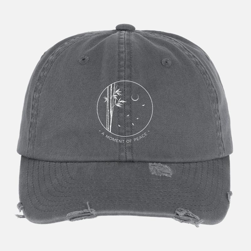 Zen-Bambusmond – Ein Moment des Friedens: Kunst Flexfit Vintage Destroyed Cap