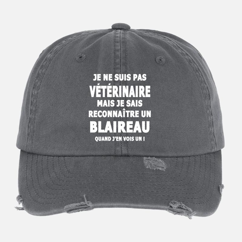 recognizes a badger humor sarcsme Flexfit Vintage Destroyed Cap