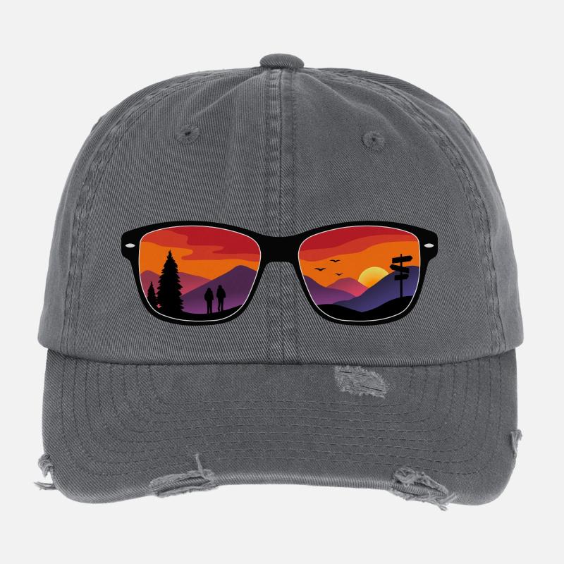 Mountains at sunset – Wanderlust Flexfit Vintage Destroyed Cap