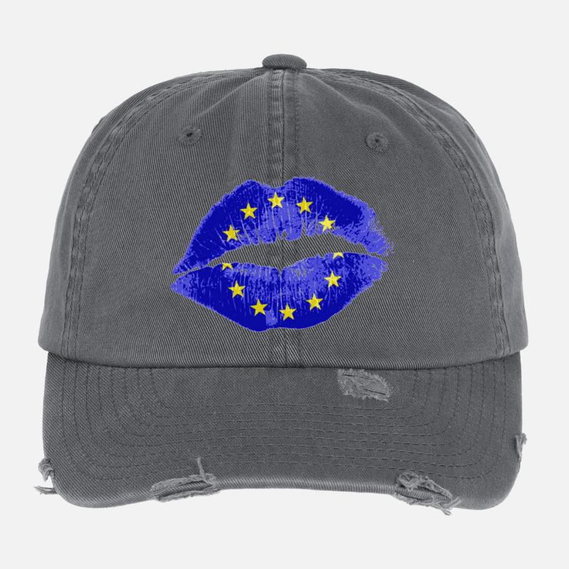 Kuss (EU) Flexfit Vintage Destroyed Cap
