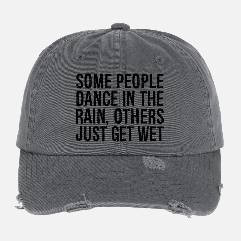 Certaines personnes dansent sous la pluie, d’autres Casquette vintage effet usé Flexfit