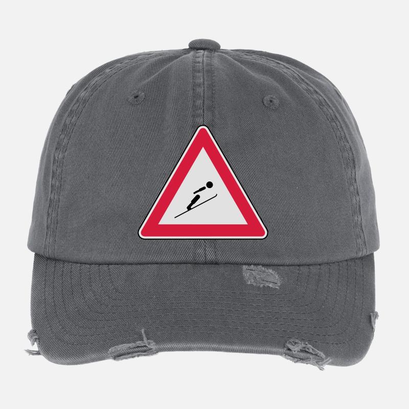 Köpfe einziehen, hier wird mit Ski gesprungen! Flexfit Vintage Destroyed Cap