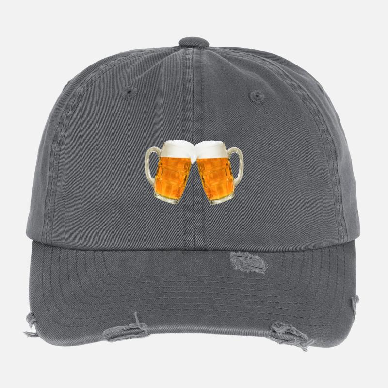 Zwei Gläser voll mit Bier und Schaum Flexfit Vintage Destroyed Cap