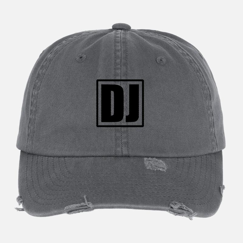 DJ in action Flexfit Vintage Destroyed Cap