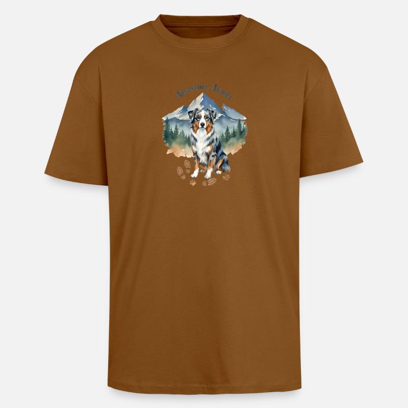 Australian Shepherd Berge Abenteuer - Oversized Heavyweight Unisex T-Shirt - Toffee