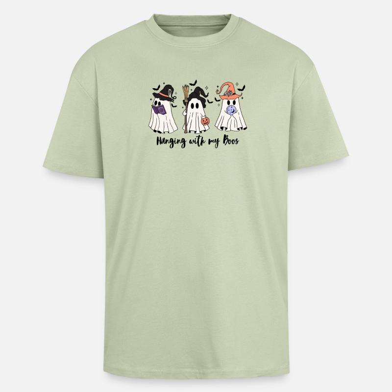 🧙‍♀️ Witchy Ghost Squad – Spooky & Cute 👻 - Oversized Heavyweight Unisex T-Shirt - Leichtes Salbeigrün 